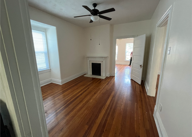 Photo - 1938 Deerwood Ave Unit #2