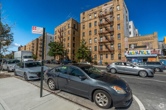 Photo - 897 Empire Blvd