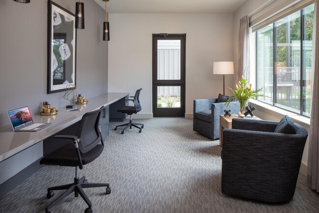 Photo - Prose Sterling