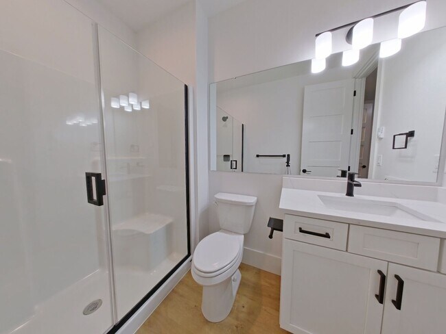 Photo - The Amber-2 Unidad 770 East 15th Alley