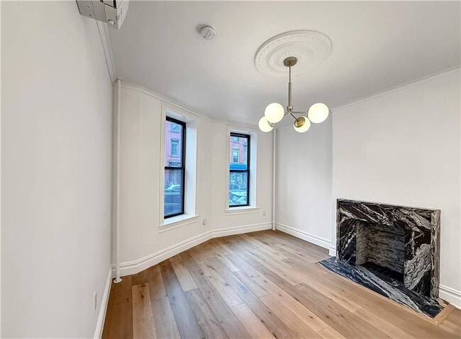 Photo - 249 11th St Unidad 1