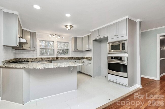 Photo - 8101 Kerrybrook Cir