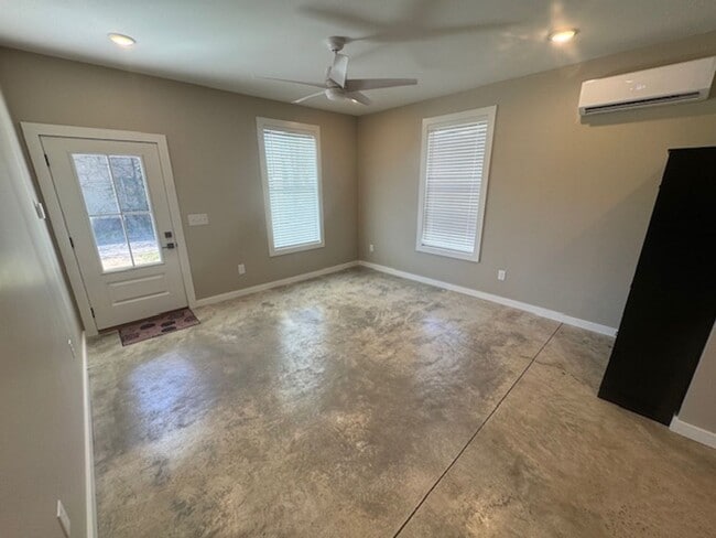 Photo - 621 Arthur St Unit B