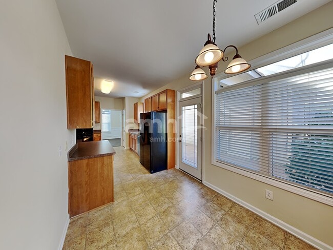 Photo - 302 Harmony Lake Dr