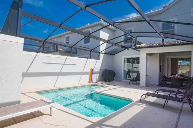 Photo - 4965 Windermere Ave