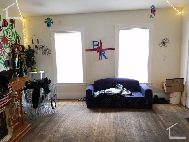 Photo - 81 Linden St