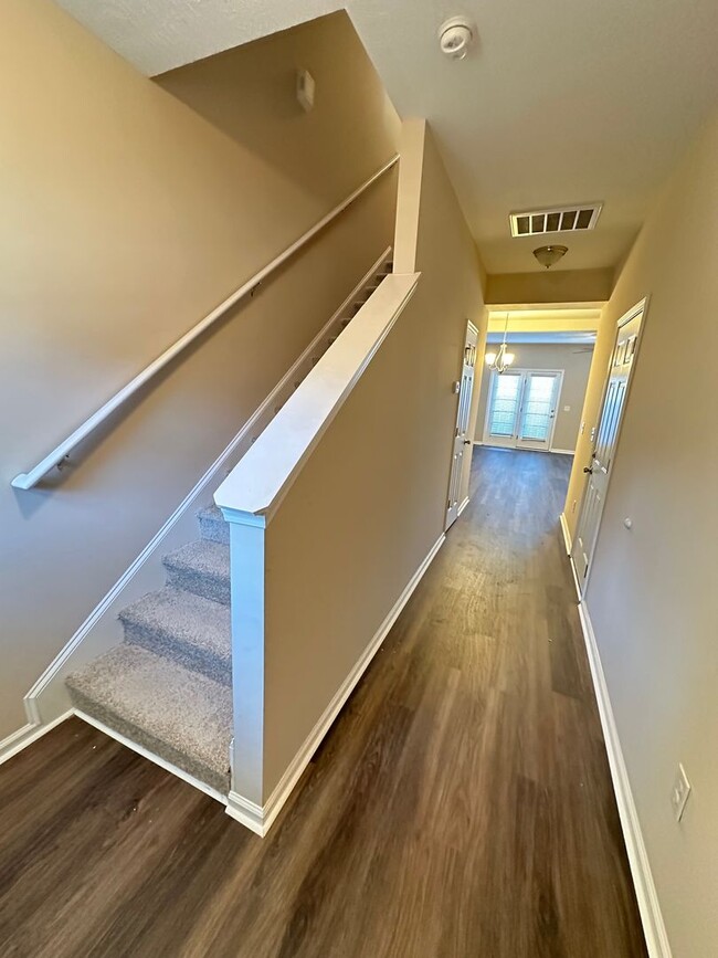 Photo - 2075 Reserve Ln