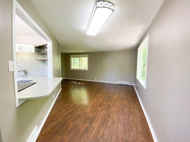 Photo - Woodland Duplex (3019/3021) Unit 3019