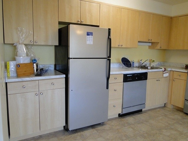 Photo - Dunlea Apartments