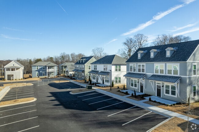 Exterior - LEO Jamestown- Single Family Rental Homes