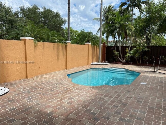 Photo - 2636 NE 15th St