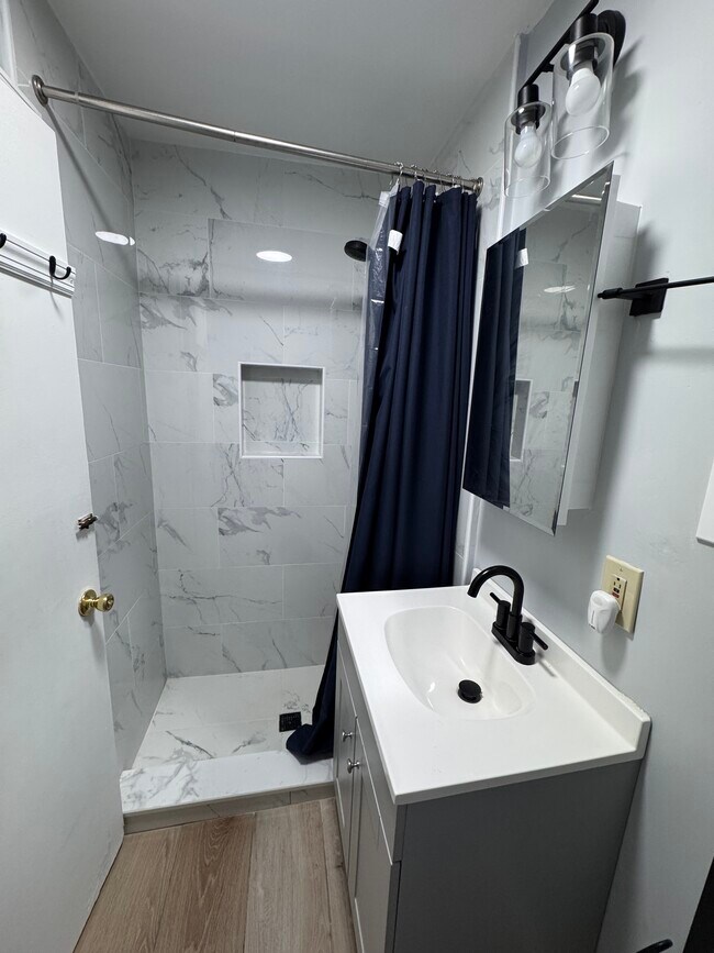 Photo - 265 Bolton St Unit 2