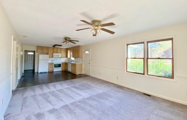 Photo - NEW LISTING!!!!!