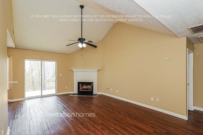 Photo - 230 Cobbler Dr