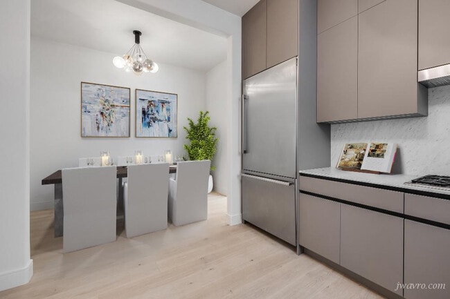 Photo - 1925 Fillmore St