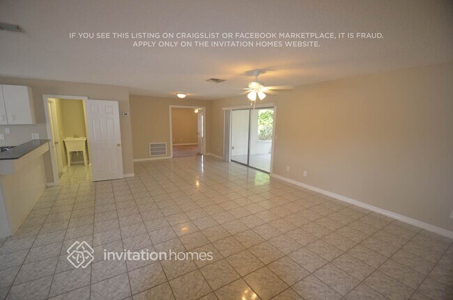 Photo - 417 Oakleaf Blvd