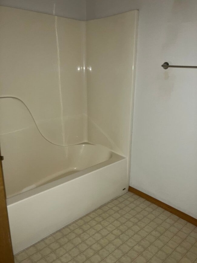 Photo - 2 BEDROOM, 2 BATH CONDO FOR RENT