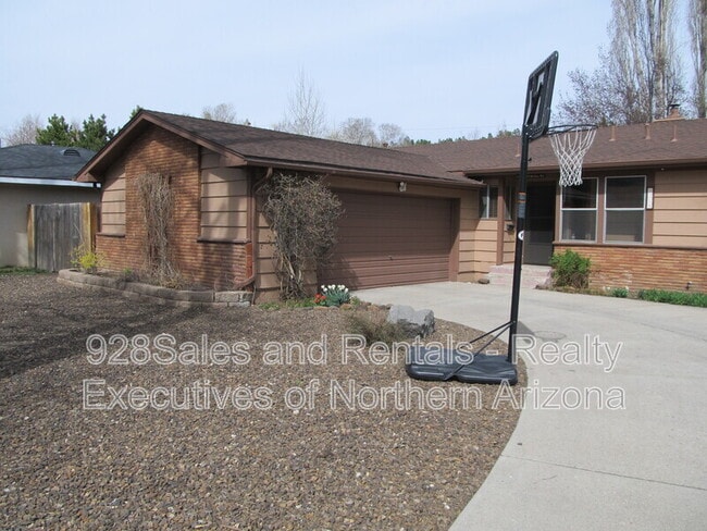 Photo - 1218 N McMillan Rd