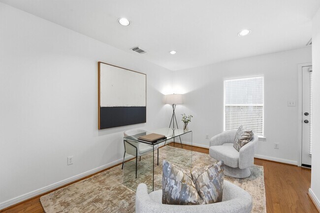 Photo - 1433 Oneil St