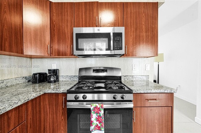 Photo - 1035 94th St Unit 2