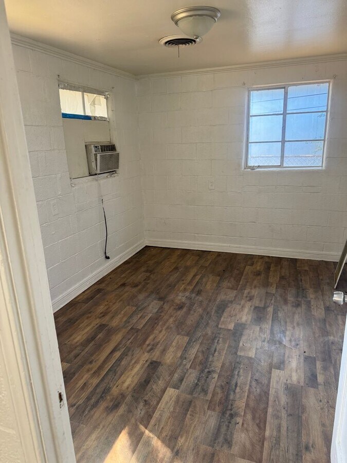 Photo - 1508 S Ong St Unit 1508 S Ong #C