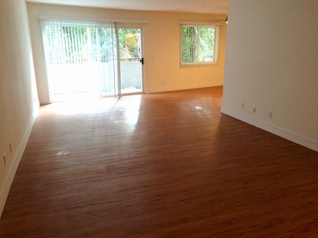 Unit 112 living room - 4540 Natick