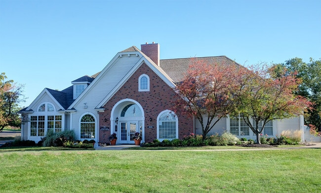 Photo - Carol Stream Crossing Apartments