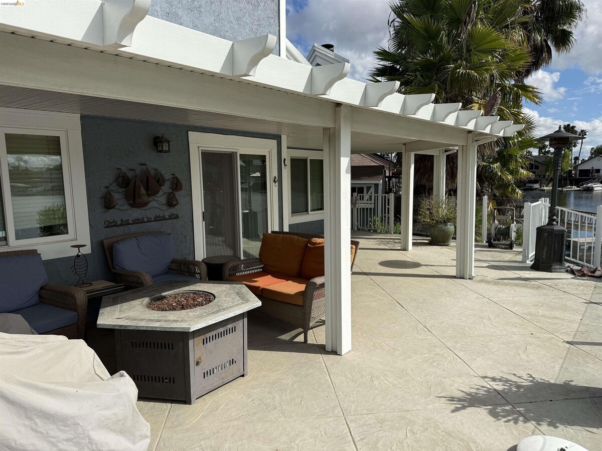 Photo - 2226 Cove Ct