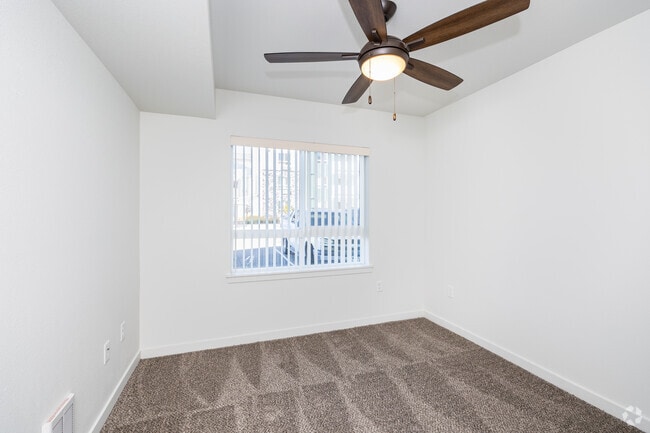 4BR, 2BA - 1,309SF - Second Bedroom - Copper Platte