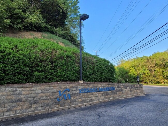 Photo - 2 Bedroom Condo - Greentree - Many Amenities!!