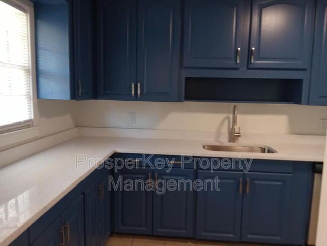 Photo - 1820 18th Ave Casa