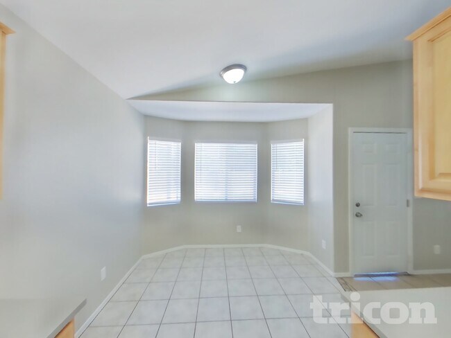 Photo - 10221 N 87th Ln