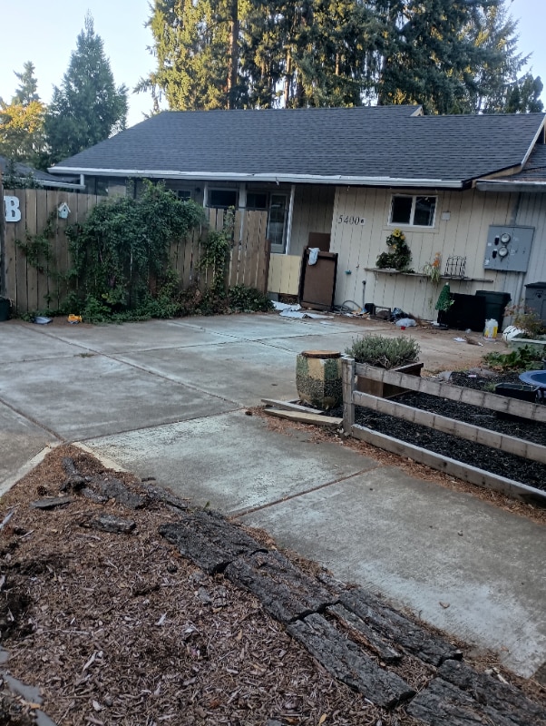 Building Photo - 5400 NE 64th Ave Rental