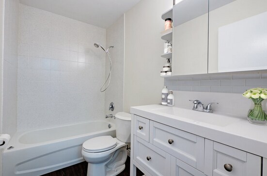 Photo - Parkland Apartments