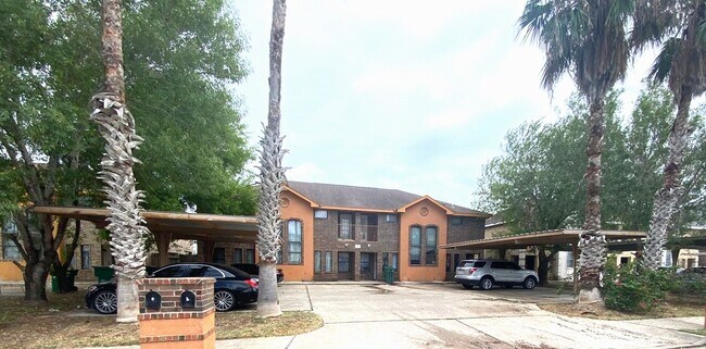 Building Photo - 1206 W Fig Ave Rental