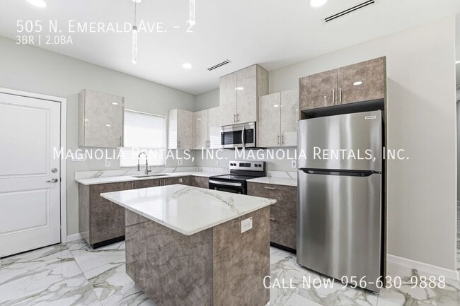 Photo - 505 N Emerald Ave Unit 2