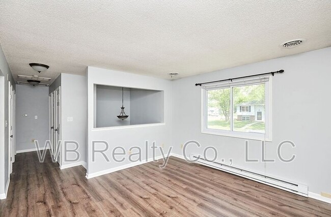 Photo - 200 Corene Ave