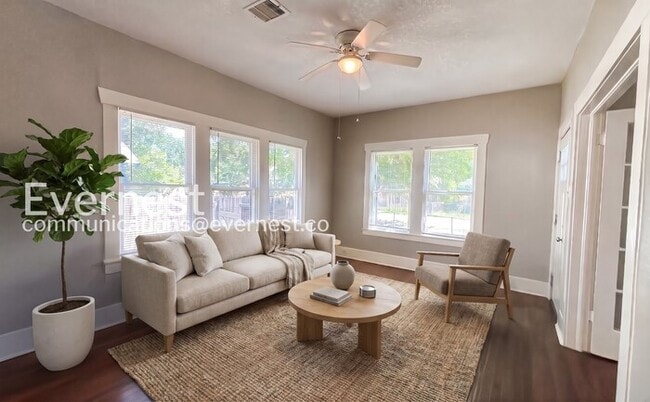 Photo - 1007 Archer St