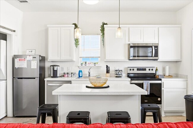 Photo - 2351 Dakota St Unidad SI ID1571002P