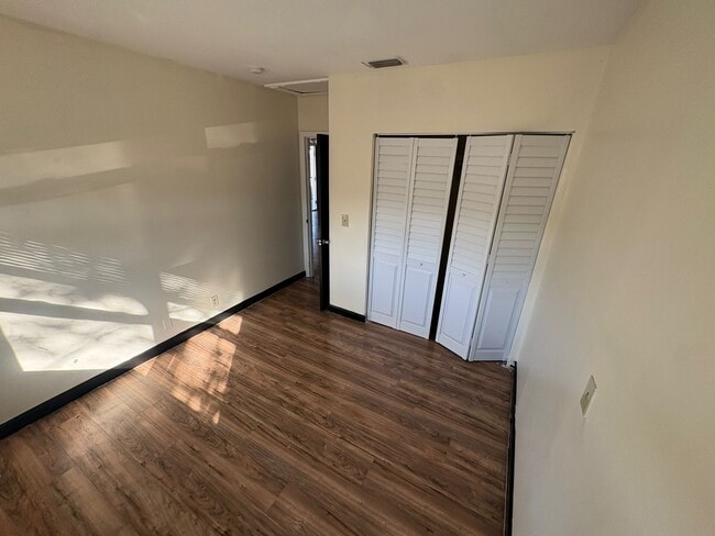 Photo - 347 NW 6th Ave