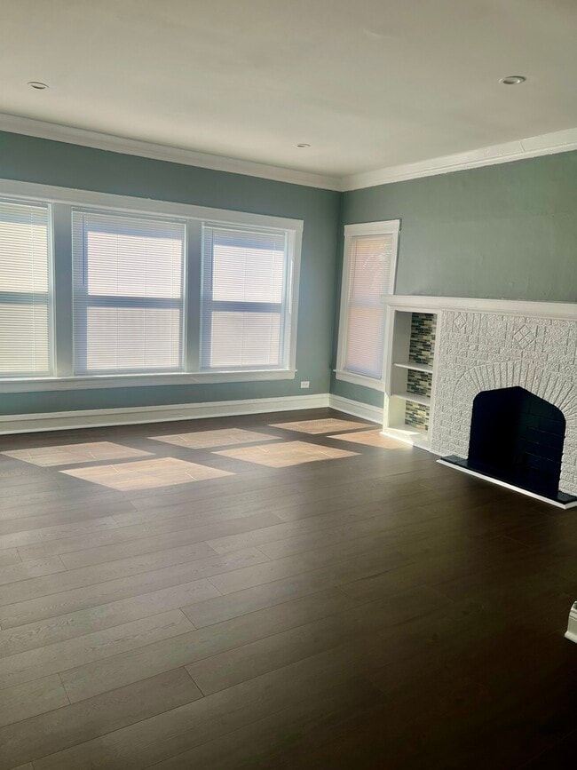 Photo - 47 S 20th Ave