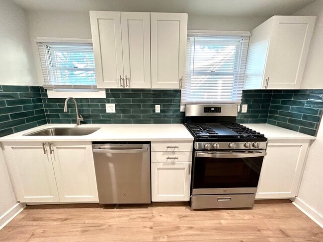 Photo - 3736 Walnut St Unit 2