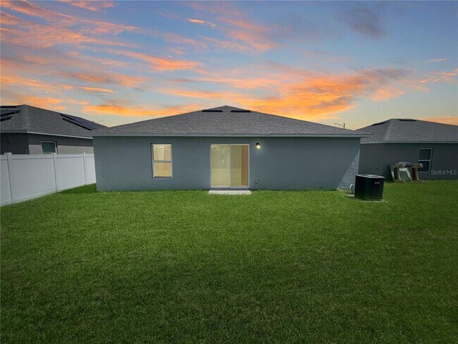 Photo - 348 Towns Cir