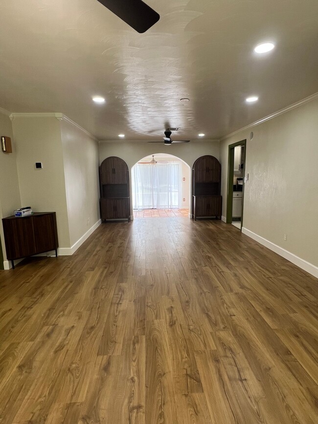 Photo - 730 Glade Rd