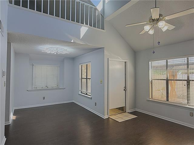 Photo - 318 Cedarwood Dr