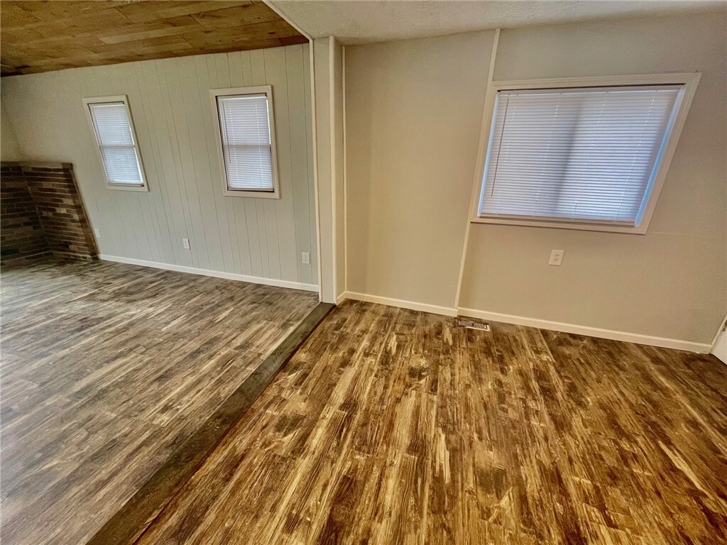 Photo - 223 E Filbert St
