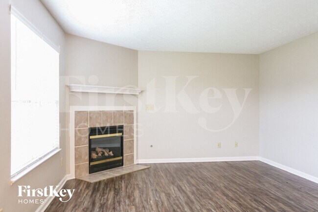 Photo - 6046 Lake Freeman Dr