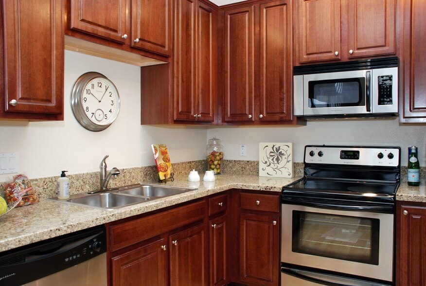 Upgraded kitchen at Revo 225