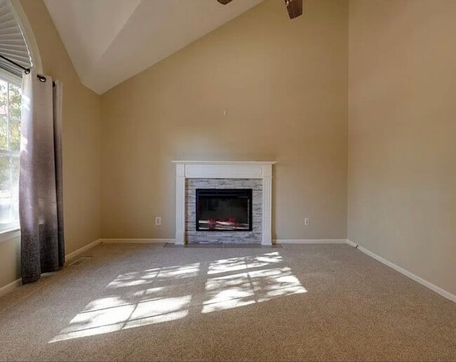 604 SW Nelson Dr