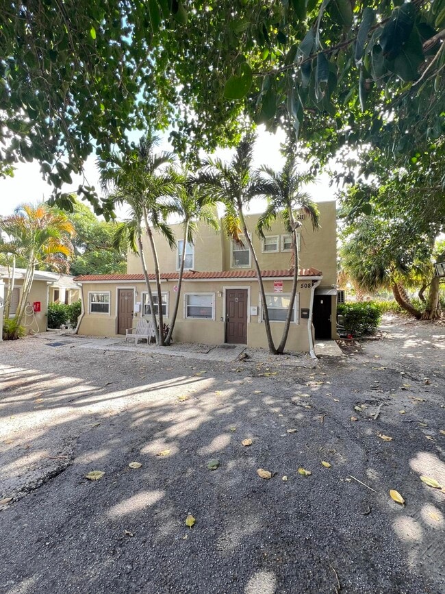 Photo - 508 57th St Unit 5